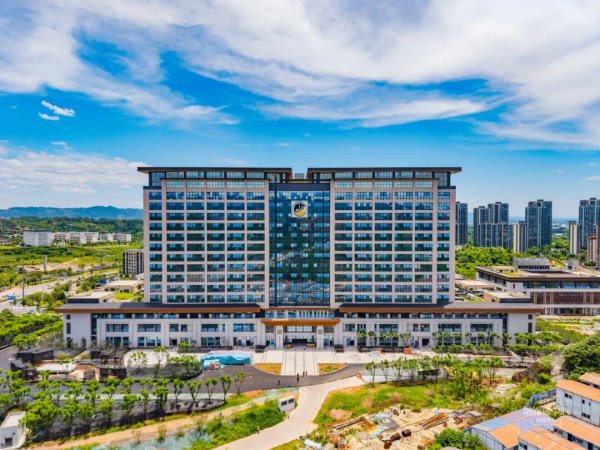 贵海国际 江苏门诊量第一的医院落地重庆，2500张床位全面投入运营！