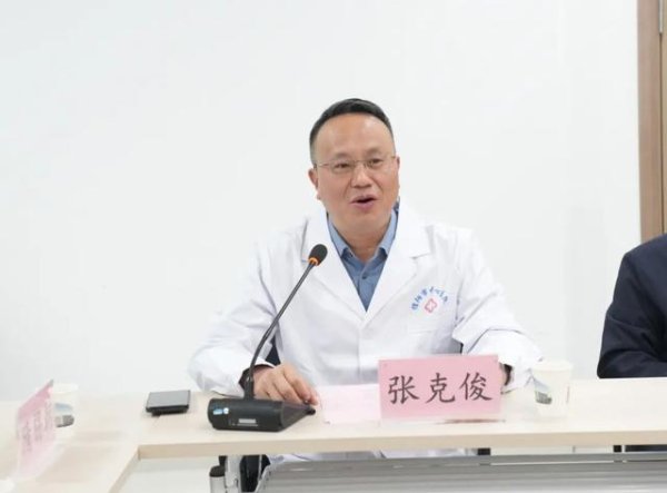 威贤配资 北京大学人民医院团队在信阳市中心医院淮滨院区开展巡回医疗